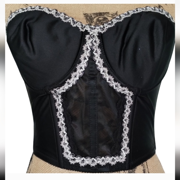 Vintage Corset Size 34C - Picture 2 of 7